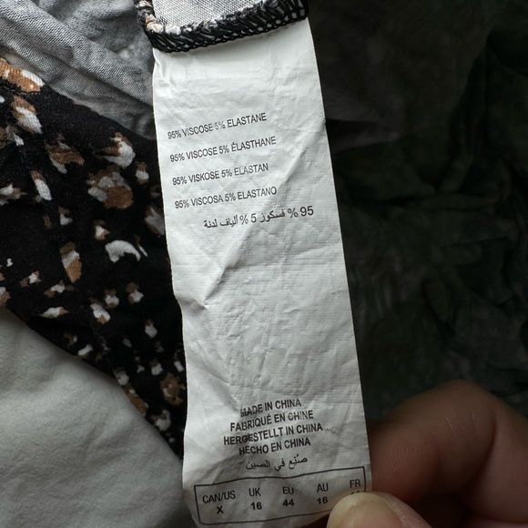 MICHEL STUDIO Maxi Skirt Women’s X Black with Brown/White/Beige Design Leg Slit - Picture 5 of 7